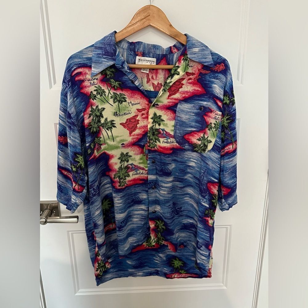 Reunion Men’s Hawaii Vintage 100% Rayon Button Up Size L Vacation Single Stitch